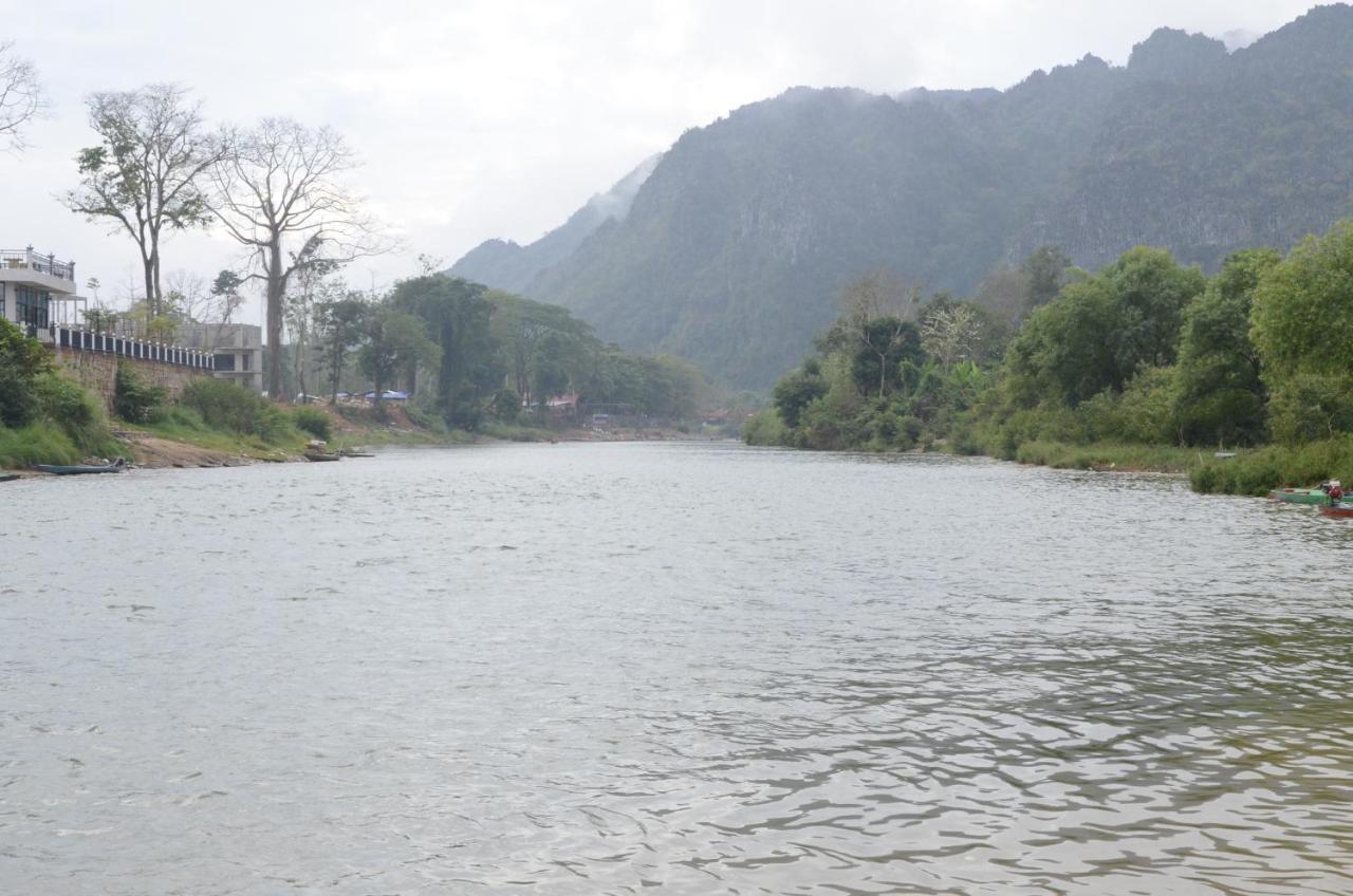 Saksiri Riverside Boutique Hotel Vang Vieng Luaran gambar